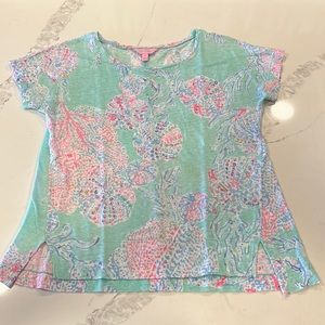 Lilly Pulitzer tee